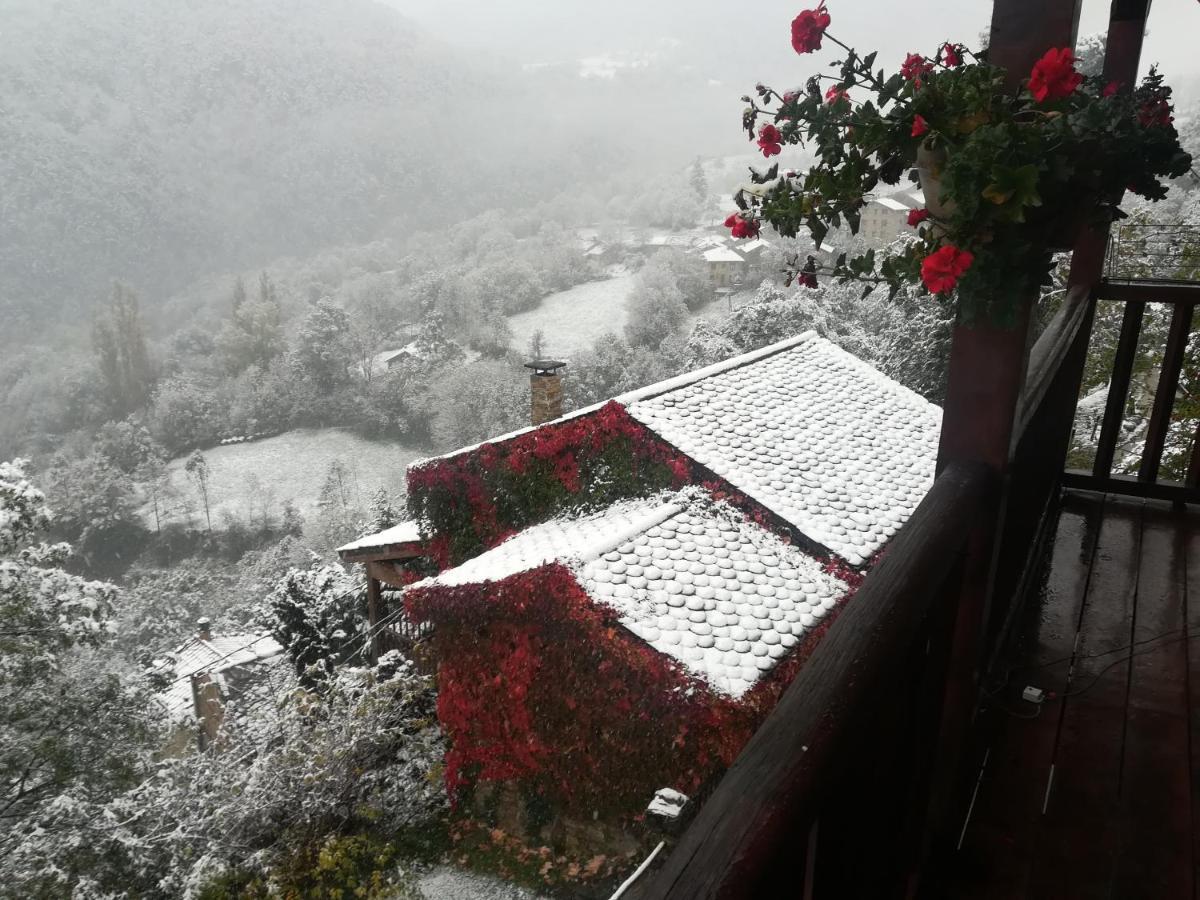 Casa Rural Pirineu Neva エクステリア 写真